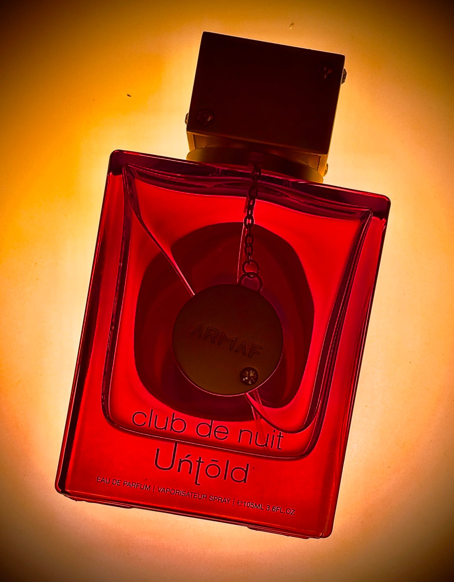 Club de Nuit Untold, decant + box