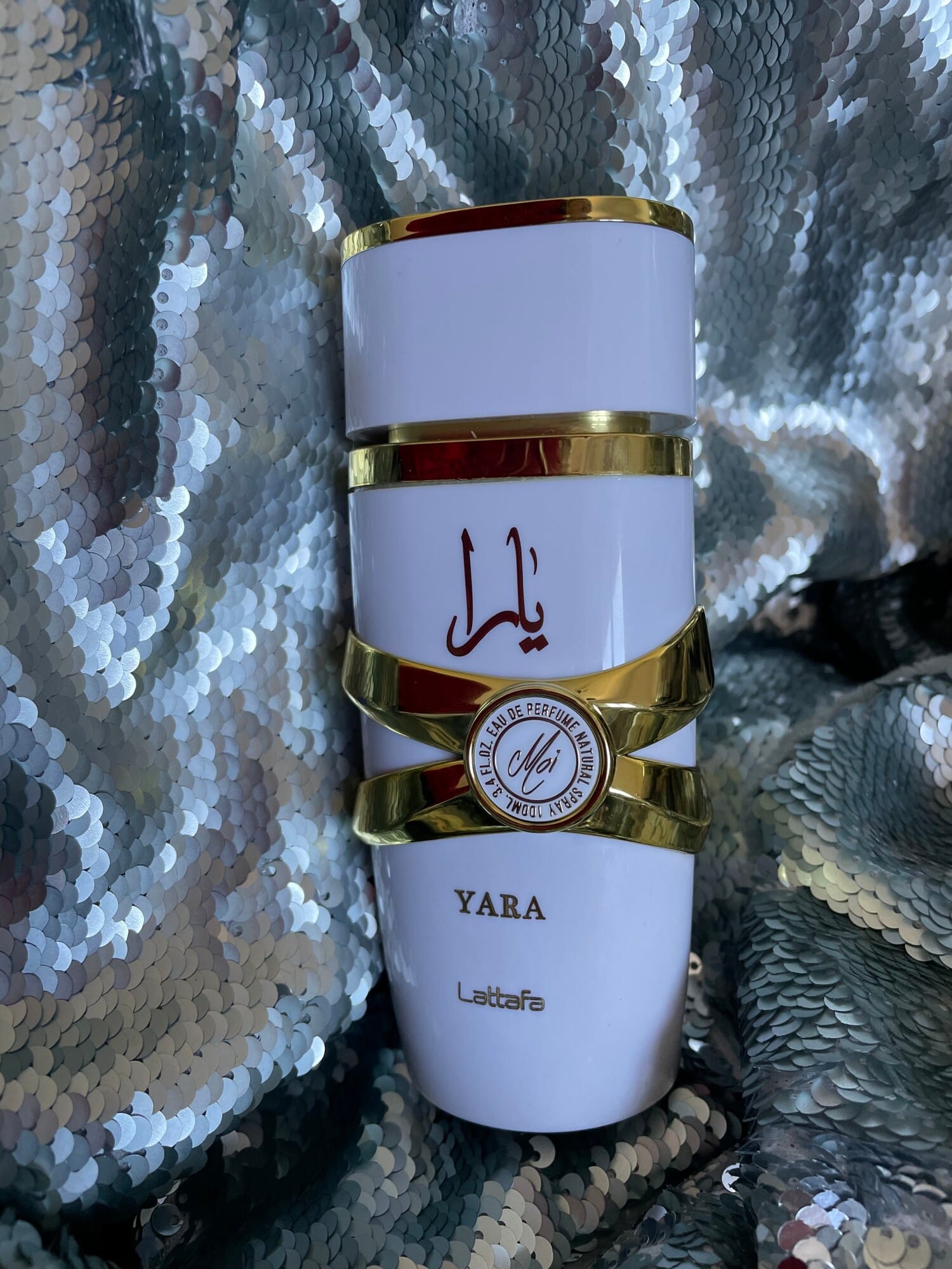 Yara Moi, on-skin / lifestyle