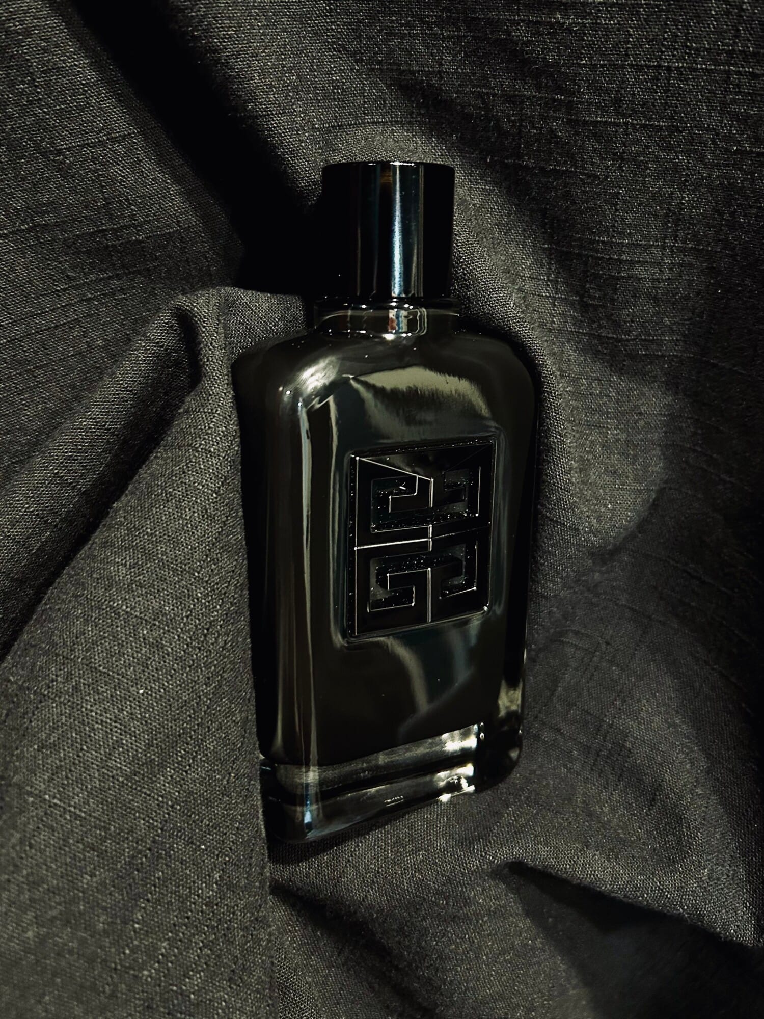 Gentleman Society Eau de Parfum Extrême, view