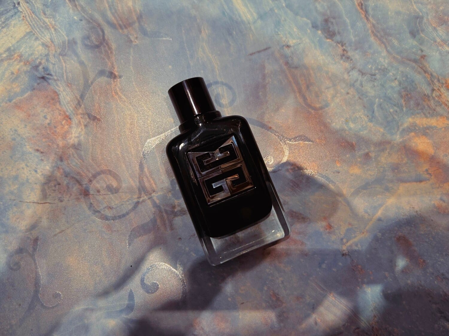 Gentleman Society Eau de Parfum Extrême, on-skin / lifestyle