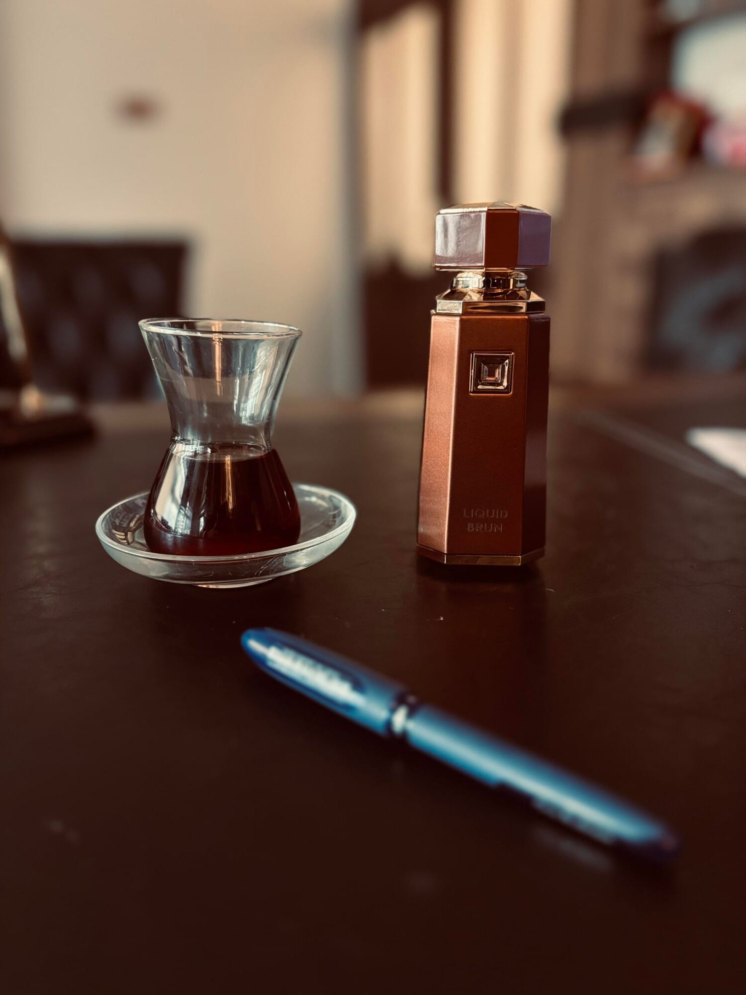 Liquid Brun, view