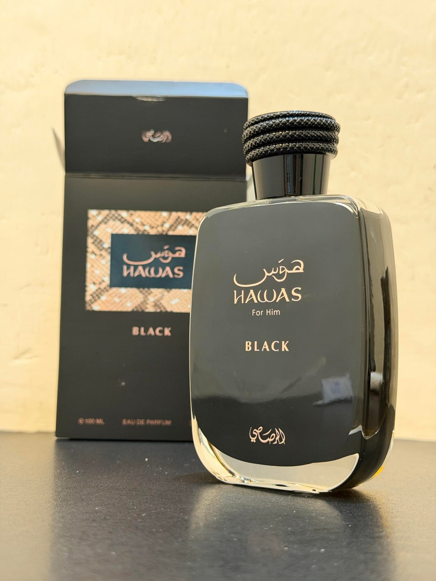 Hawas Black, bottle, angle