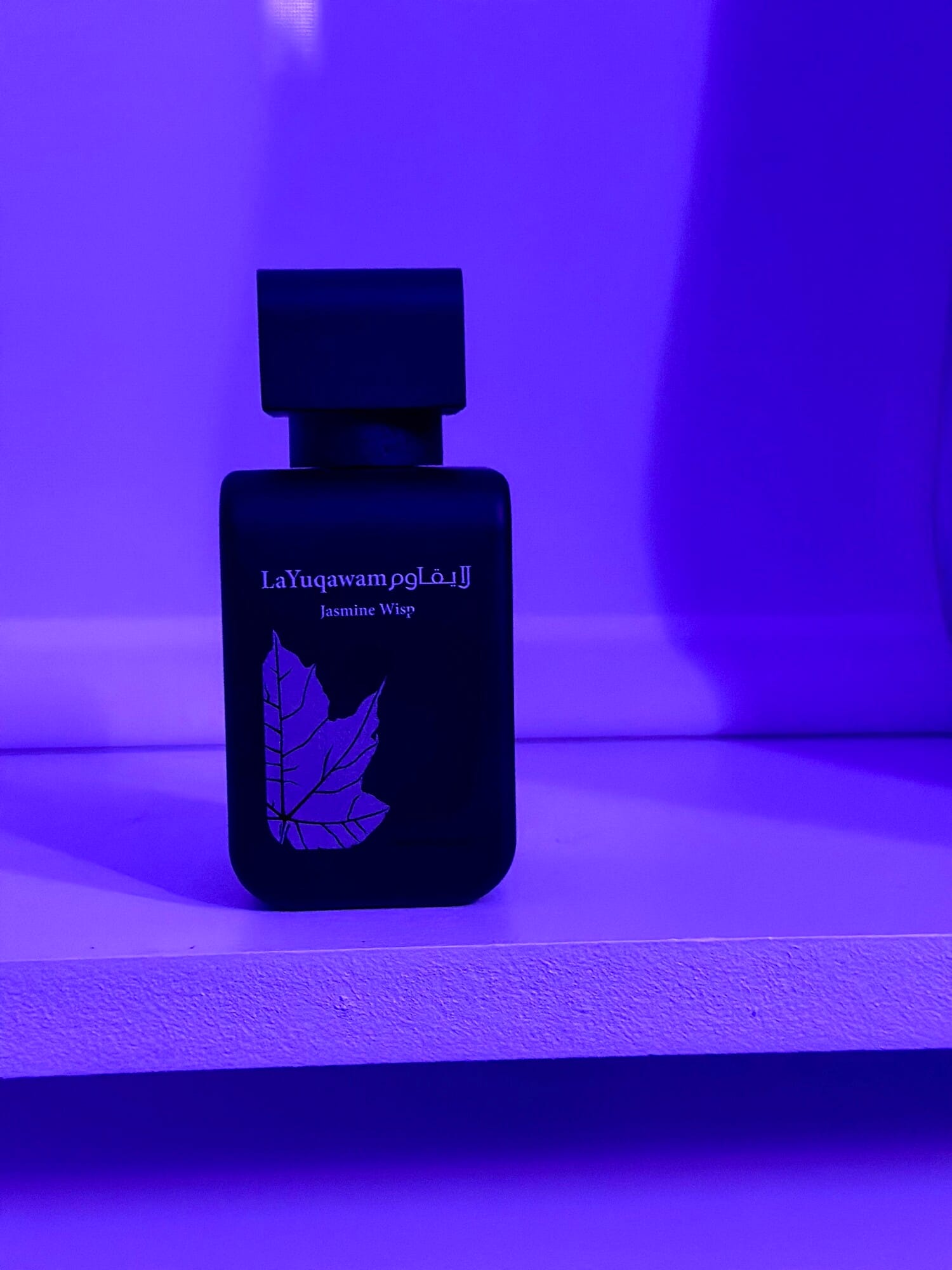 La Yuqawam Jasmine Wisp, decant + box