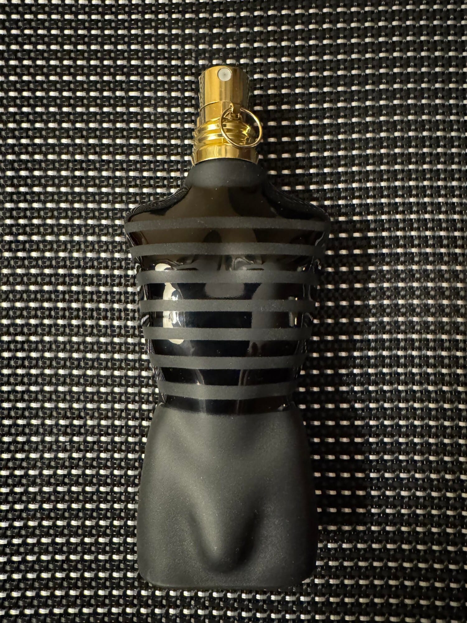 Le Male Le Parfum, on-skin / lifestyle