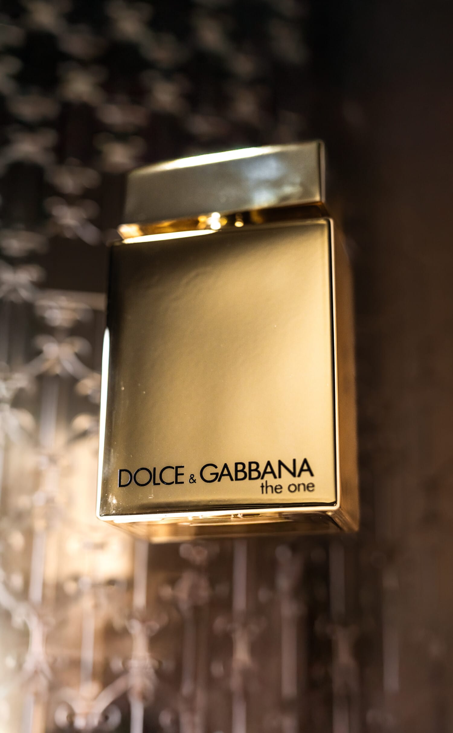 The One Gold For Men, bottle, angle