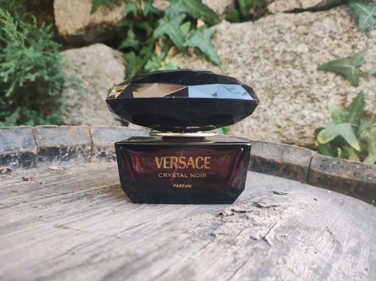 Crystal Noir Parfum, view