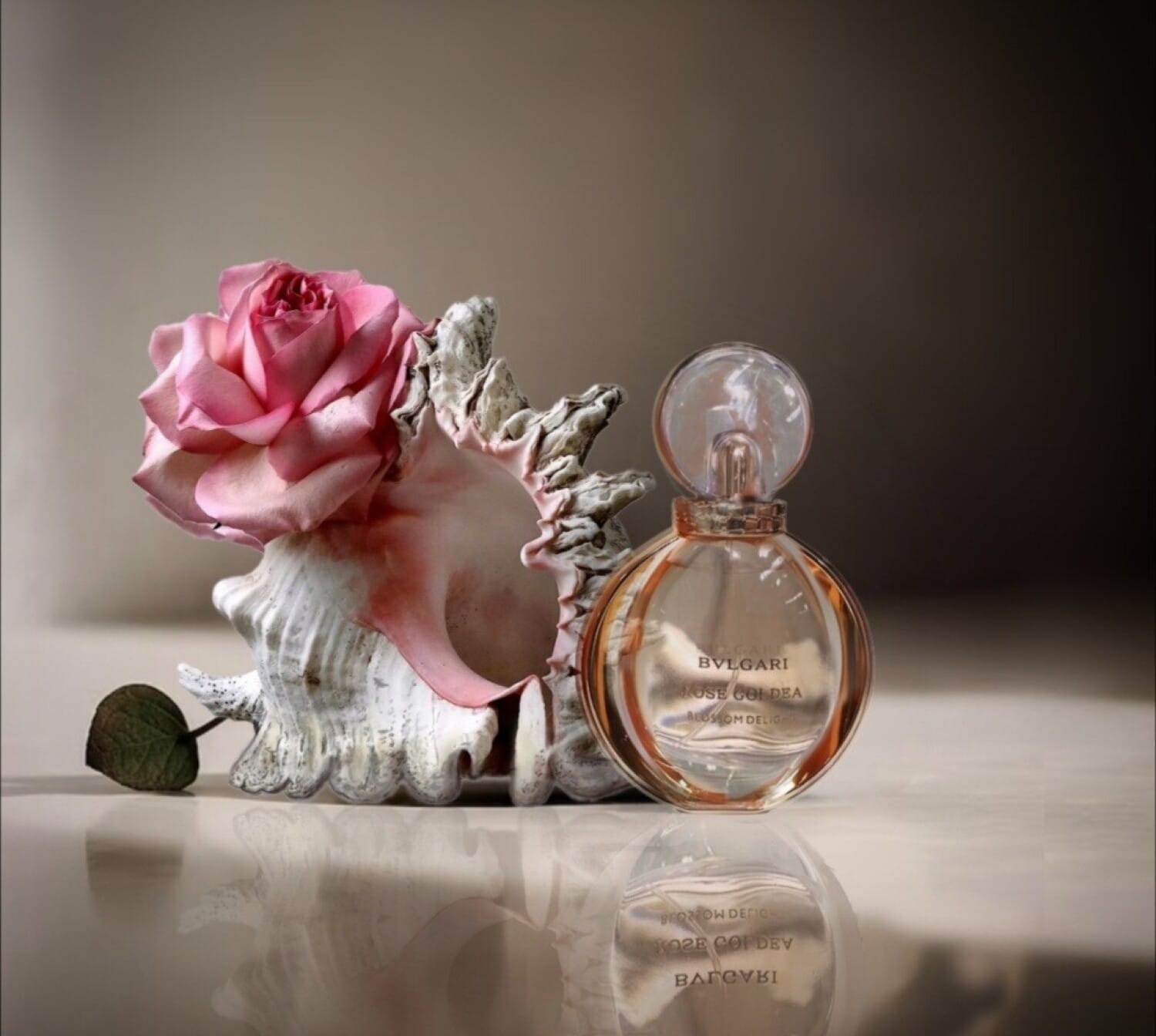 Rose Goldea, decant + box