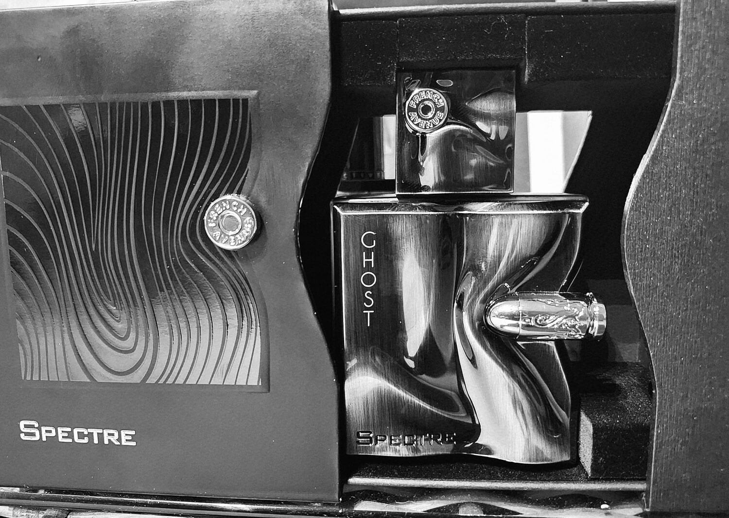 Spectre Ghost, bottle, angle