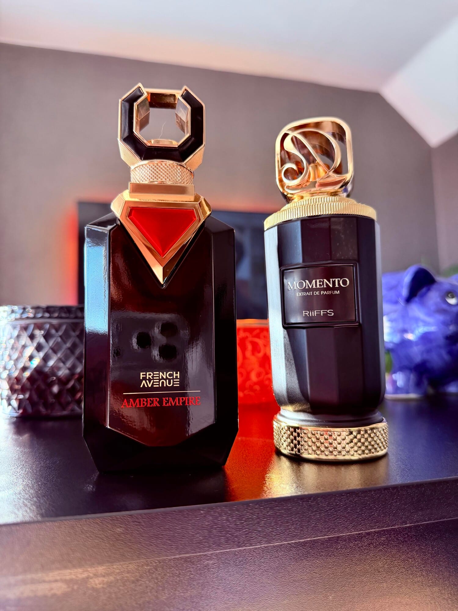 Amber Empire, on-skin / lifestyle