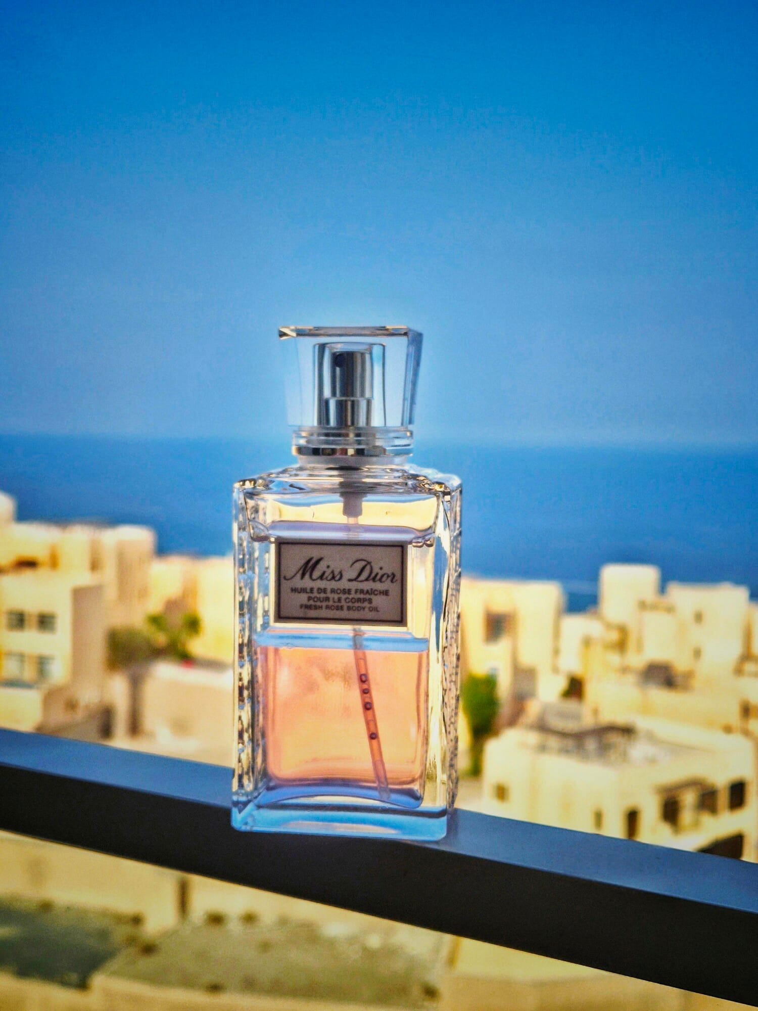 Miss Dior Eau de Parfum, bottle, angle