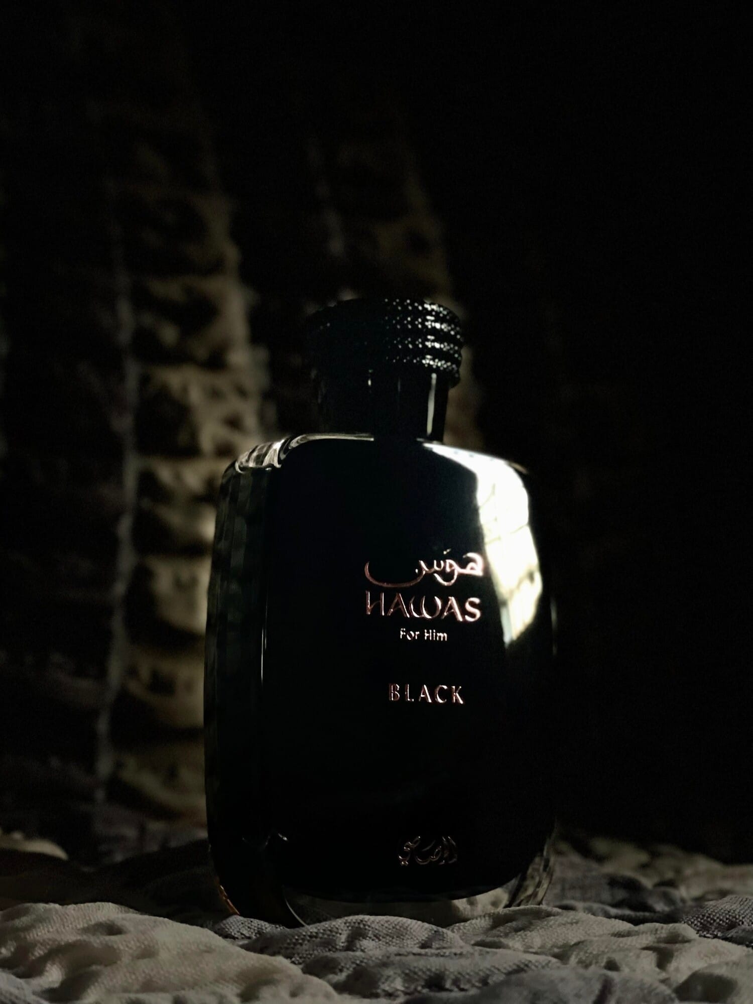 Hawas Black, on-skin / lifestyle
