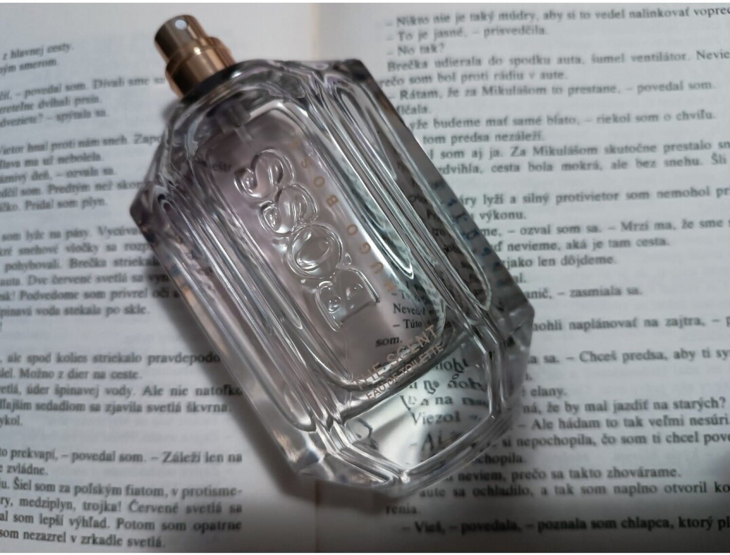 Boss The Scent for Her Eau de Toilette, bottle, angle